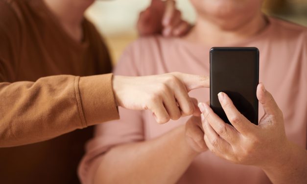 Comment utiliser les réseaux sociaux pour trouver un emploi