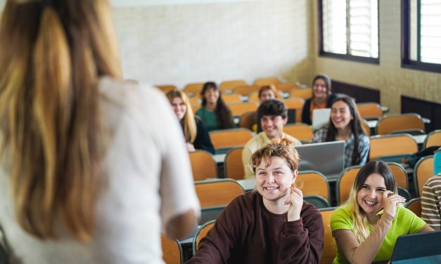 Le recrutement multigénérationnel : adapter vos offres d’emploi pour attirer des candidats de tous âges